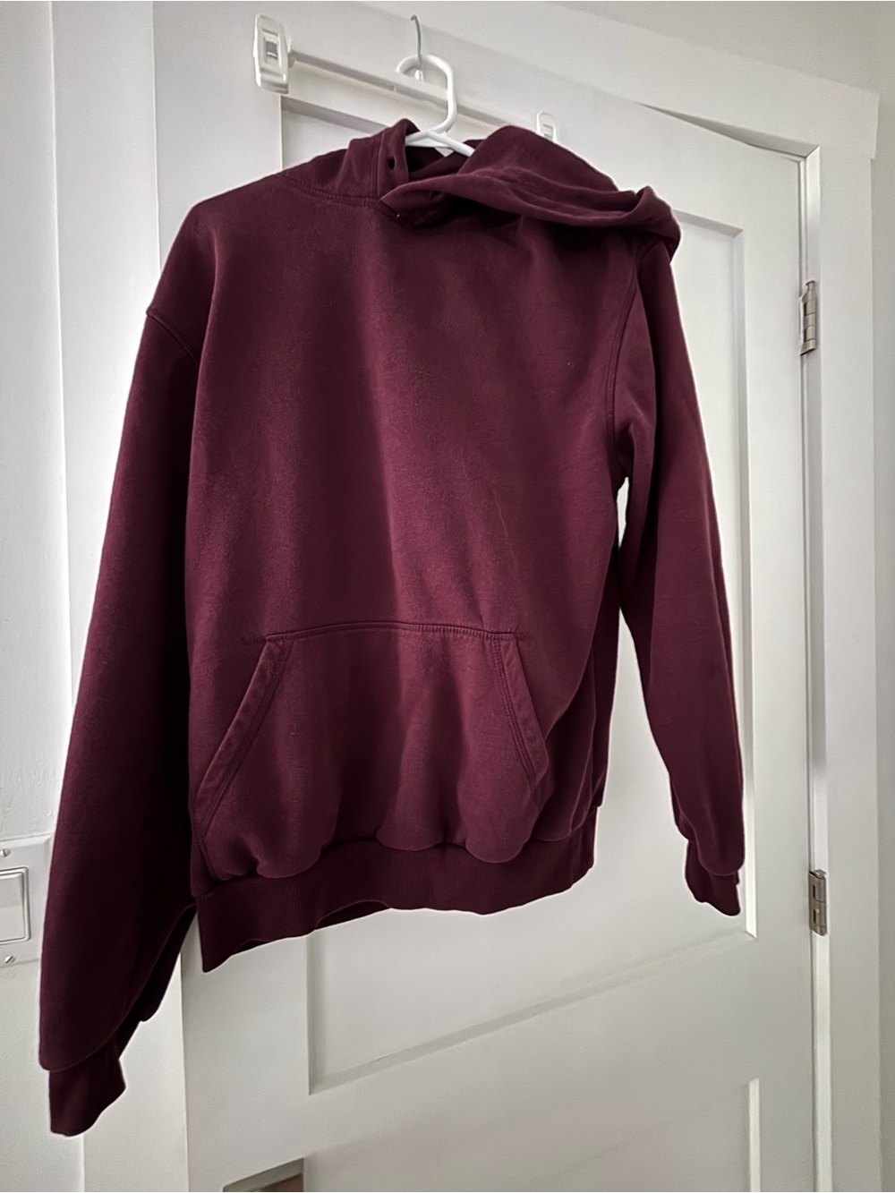 Men's Hooded Sweater in Burgundy - Classic Pullover